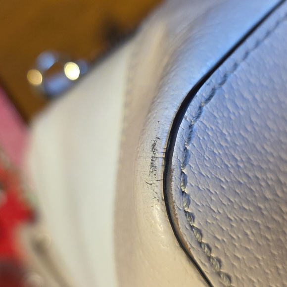 Kate Spade New York Wellesley Small Rachelle leather handbag.  - Picture 8 of 16